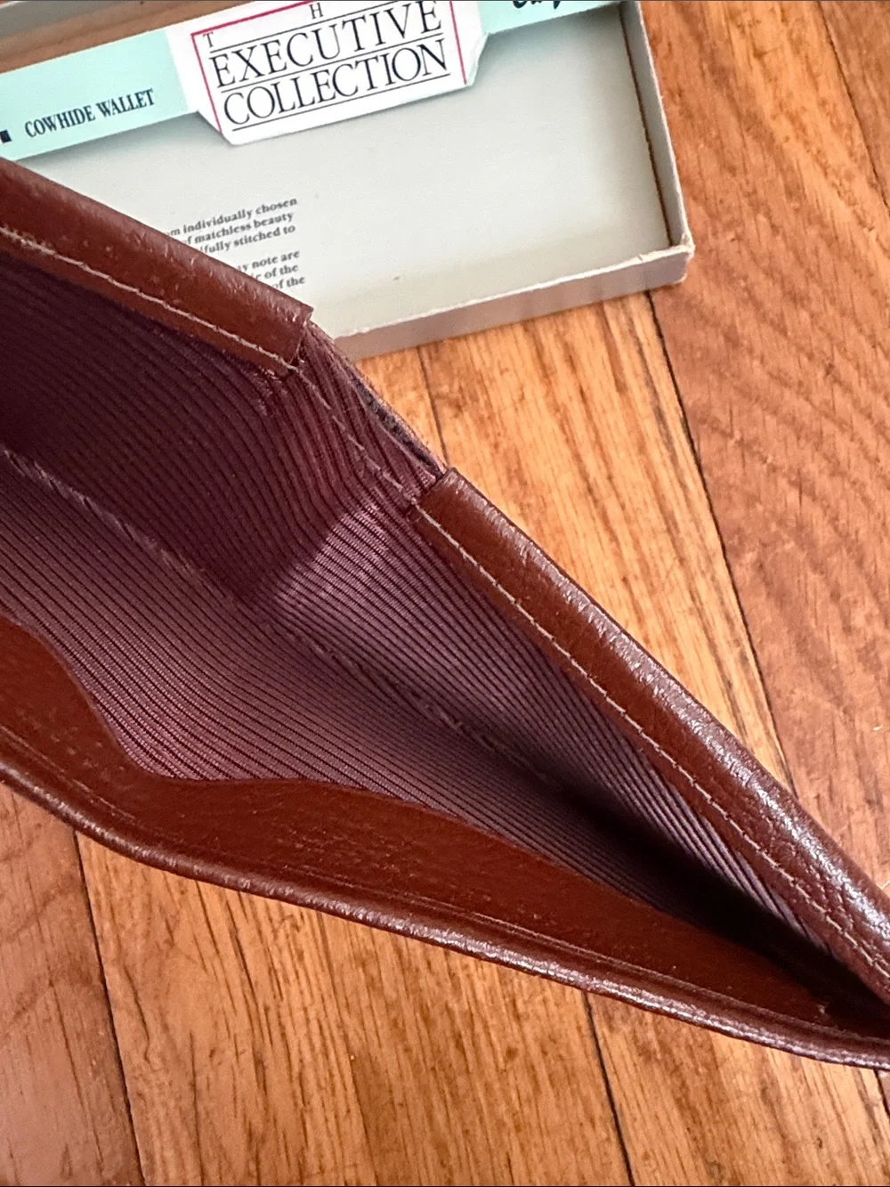 Vintage Deadstock Cowhide Brown Leather Wallet by Craft